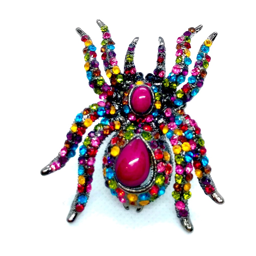 Rhinestone spider cocktail ring.